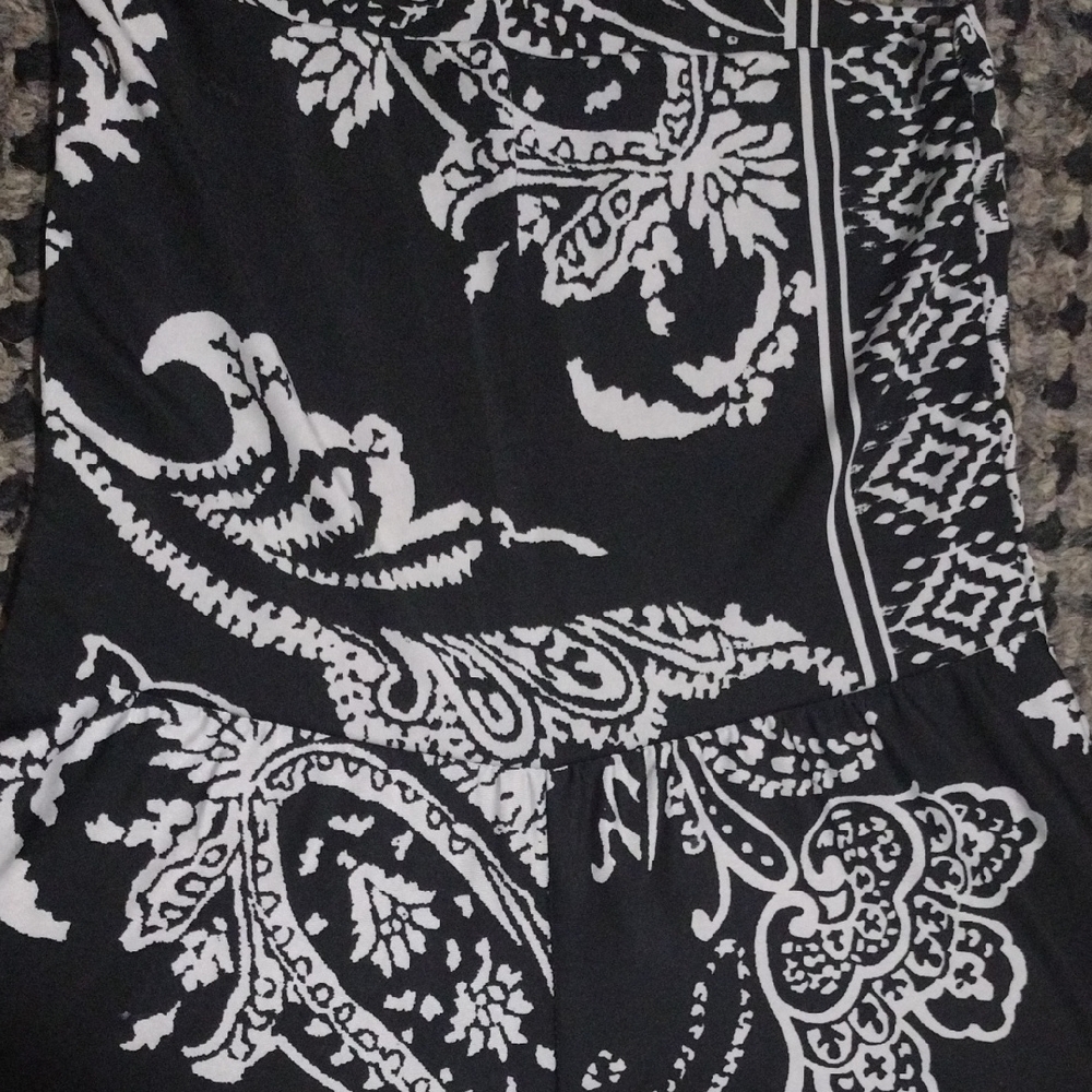Auditions Monochrome Paisley Patterned Pants​ - Picture 3 of 4